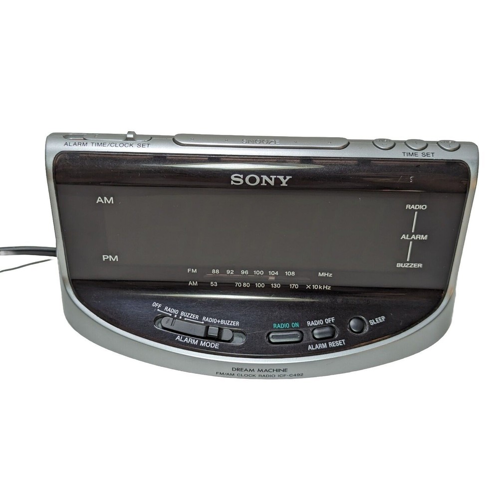Sony Dream Machine Digital Alarm Clock AM FM Radio Large Display Silver ICF-C492